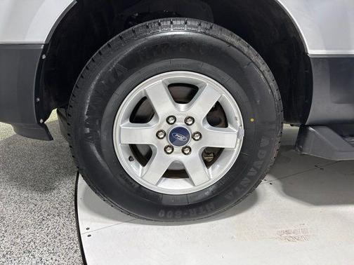Ingot Silver 2017 Ford Expedition EL XL