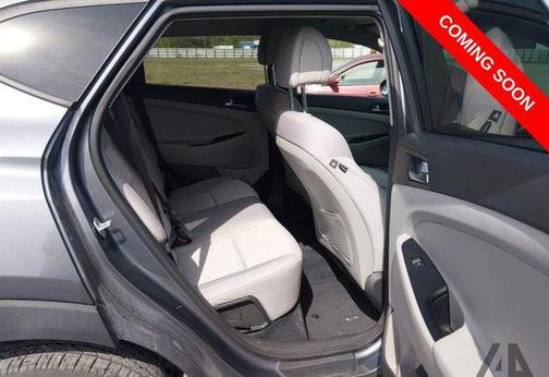 Coliseum Gray 2018 Hyundai TUCSON SE