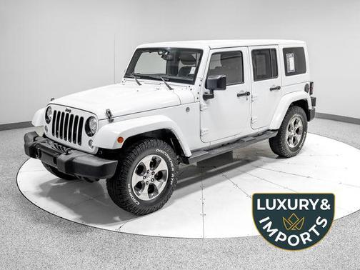 Bright White Clearcoat 2018 Jeep Wrangler JK Unlimited Altitude