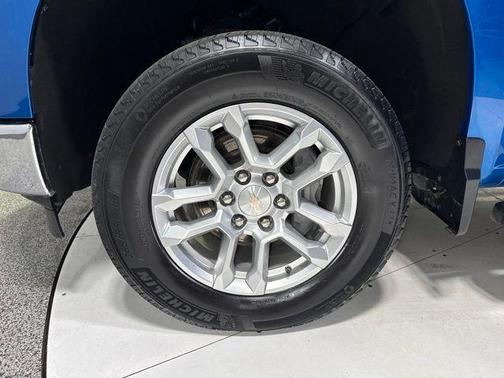 Glacier Blue Metallic 2023 Chevrolet Silverado 1500 LT