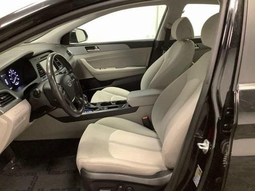 2017 Hyundai Sonata Plug-In Hybrid Base
