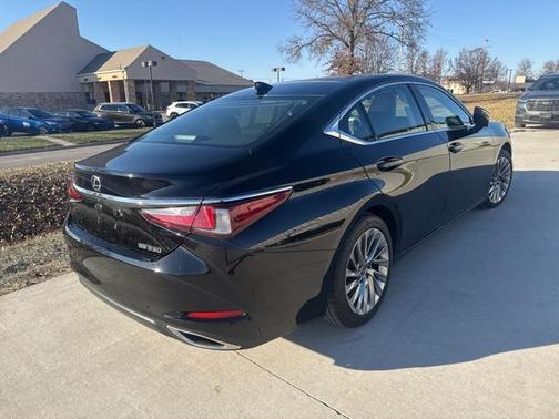 2019 Lexus ES 350 Ultra Luxury
