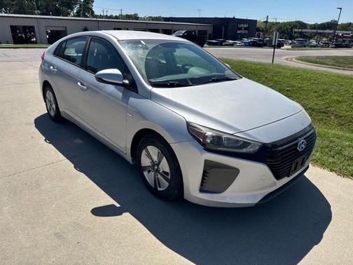 Symphony Air Silver Metallic 2019 Hyundai IONIQ Hybrid Blue