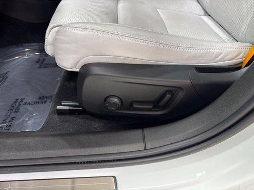 Snow Metallic 2024 Polestar 2 Long Range Dual Motor Performance Plus