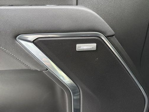 Onyx Black 2024 GMC Sierra 1500 Elevation