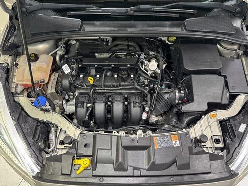 Tectonic 2016 Ford Focus SE