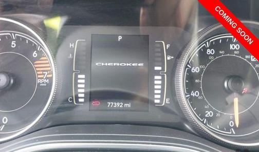 Bright White Clearcoat 2019 Jeep Cherokee Latitude