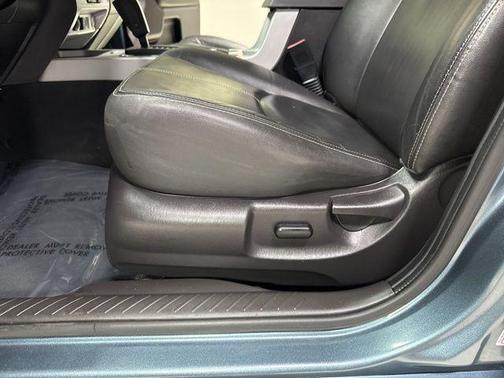 Steel Blue 2010 Mercury Mariner Premier