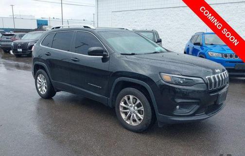 Diamond Black Crystal Pearlcoat 2019 Jeep Cherokee Latitude