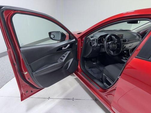 2014 Mazda Mazda3 i Sport