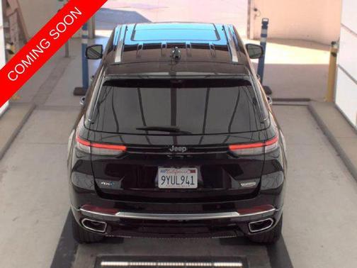 Diamond Black Crystal Pearlcoat 2023 Jeep Grand Cherokee 4xe Summit Reserve