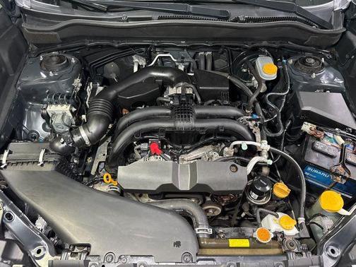 Crystal Black Silica 2018 Subaru Forester 2.5i