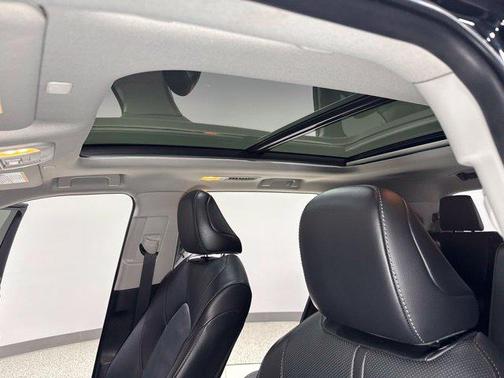 Midnight Black Metallic 2023 Toyota Highlander Limited