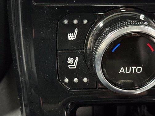 Midnight Black Metallic 2023 Toyota Highlander Limited