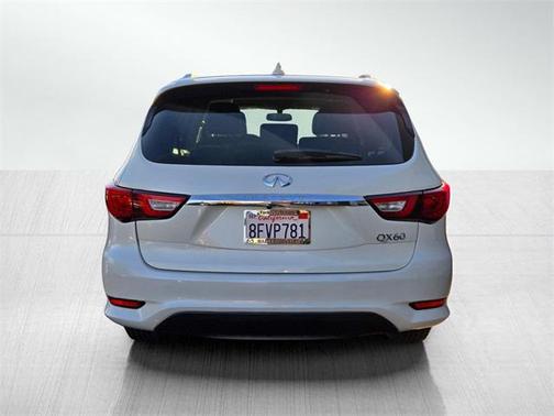 2017 INFINITI QX60 Base