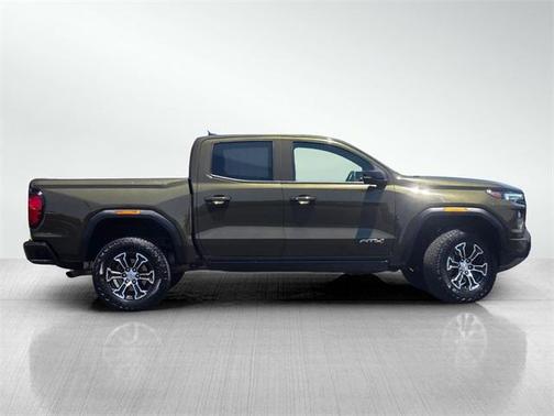 2023 GMC Canyon Base