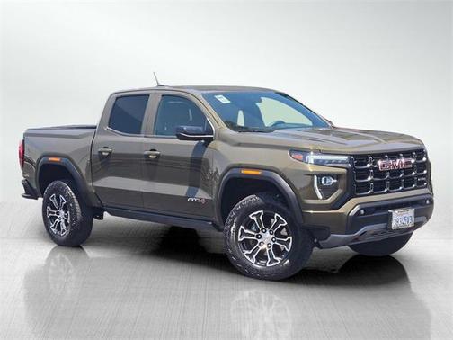 2023 GMC Canyon Base