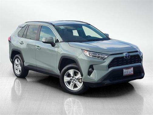 2021 Toyota RAV4 Hybrid XLE
