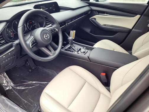 2026 Mazda Mazda3 FWD w/Preferred Package