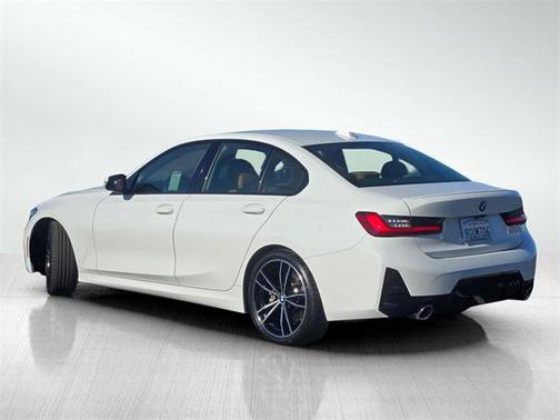 2023 BMW 330 330i