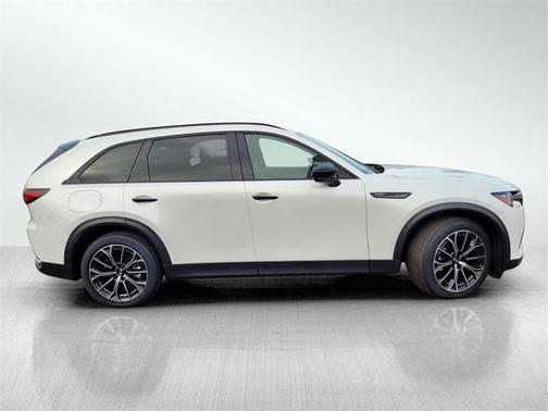 2025 Mazda CX-70 PHEV Premium Plus Package