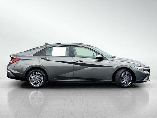 Amazon Gray 2024 Hyundai ELANTRA SEL