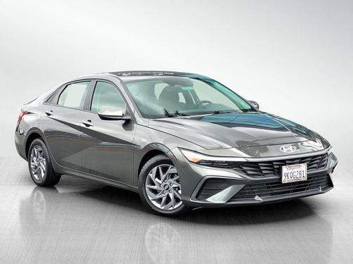 Amazon Gray 2024 Hyundai ELANTRA SEL