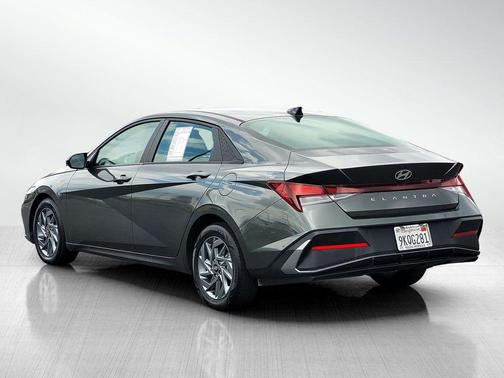 Amazon Gray 2024 Hyundai ELANTRA SEL