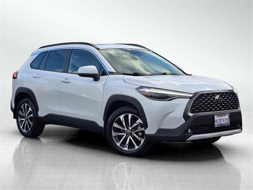 2023 Toyota Corolla Cross XLE