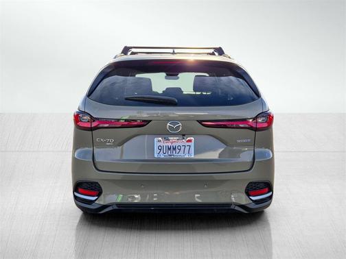 2025 Mazda CX-70 PHEV Premium Package