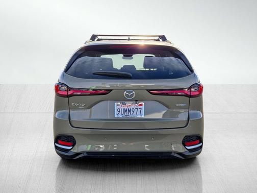 2025 Mazda CX-70 PHEV Premium Package