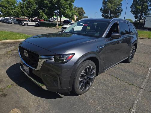 Machine Gray Metallic 2024 Mazda CX-90 PHEV Premium