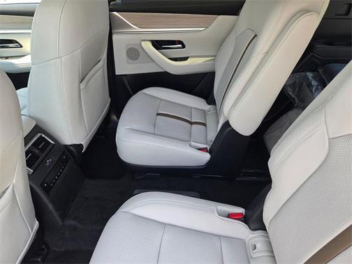 2025 Mazda CX-90 PHEV Premium Plus