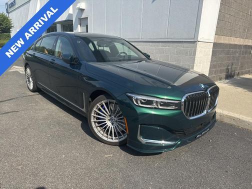 ALPINA Green Metallic 2022 BMW ALPINA B7 xDrive