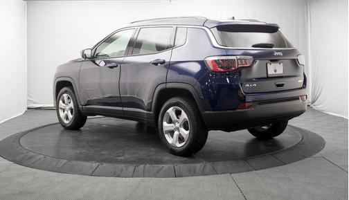 Jazz Blue Pearlcoat 2018 Jeep Compass Latitude