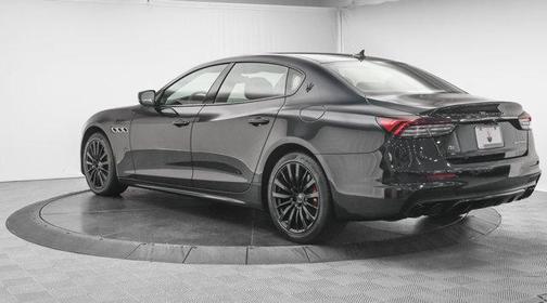 2022 Maserati Quattroporte Modena Q4