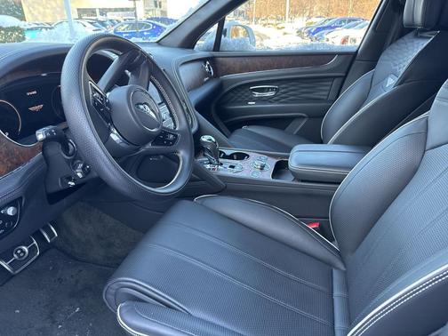 2023 Bentley Bentayga Azure