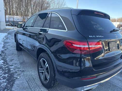 2019 Mercedes-Benz GLC 350e Base 4MATIC