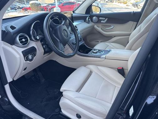 2019 Mercedes-Benz GLC 350e Base 4MATIC