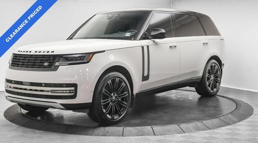 2025 Land Rover Range Rover P530 SE 7 Seat