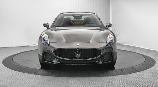 Grigio Maratea Metallic 2026 Maserati GranTurismo BASE