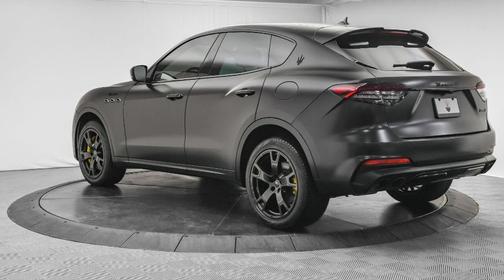 2022 Maserati Levante Modena