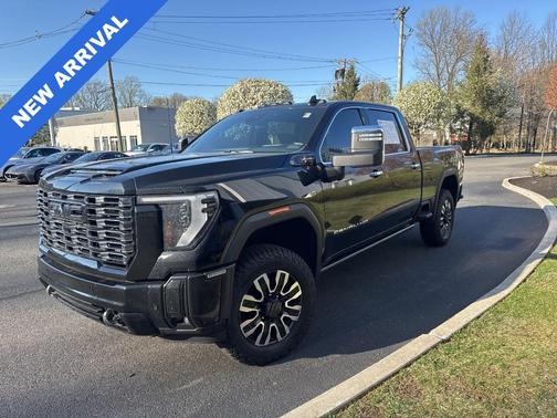 Onyx Black 2025 GMC Sierra 2500 Denali Ultimate