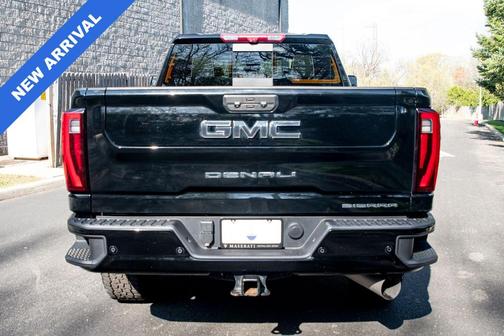 Onyx Black 2025 GMC Sierra 2500 Denali Ultimate