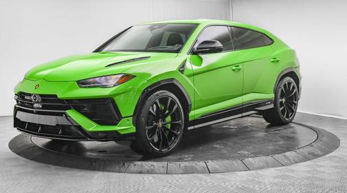 2023 Lamborghini Urus S
