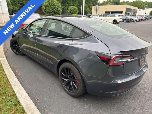 Midnight Silver Metallic 2023 Tesla Model 3 Performance