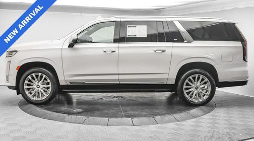 2022 Cadillac Escalade ESV Premium Luxury