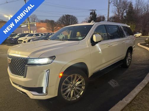 2022 Cadillac Escalade ESV Premium Luxury