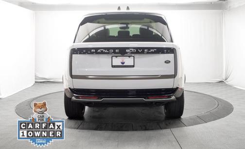 Fuji White 2023 Land Rover Range Rover P400 SE