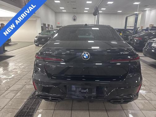 2024 BMW 760 760i xDrive